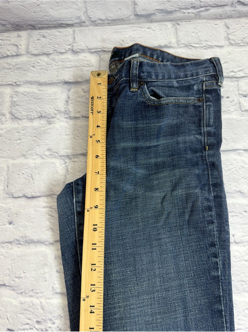 J. Crew Stretch Women's Bootcut Jeans in Dark Blue Wash. Size 31R. - Picture 4 of 8